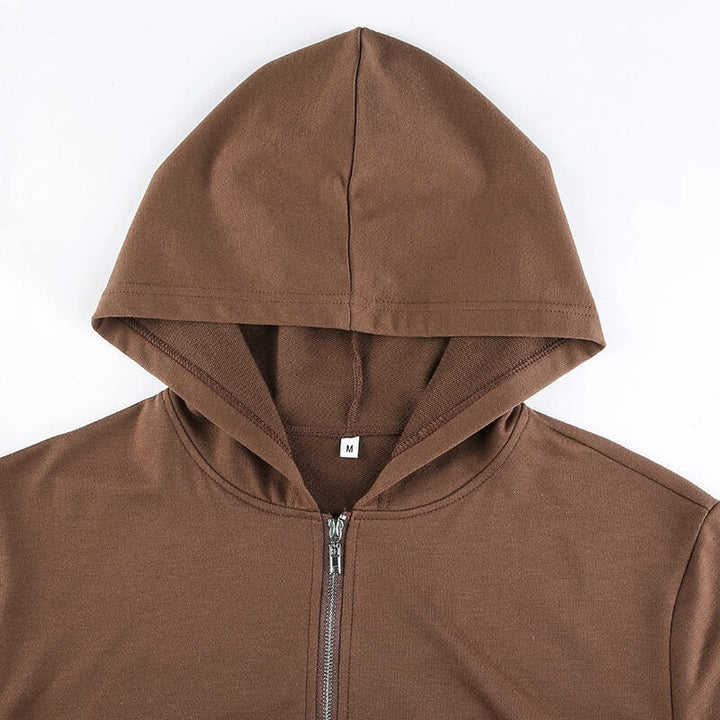 Efterårsinspireret, trendy, figursiddende cropped dame-hoodie med lynlås og hætte – Alina