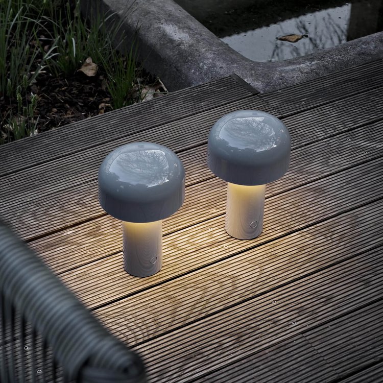 LED-bordlampe med trefarvet dæmpningsfunktion - Luminor