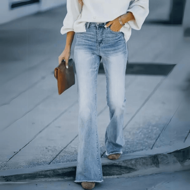 Trendy flared jeans - Serena