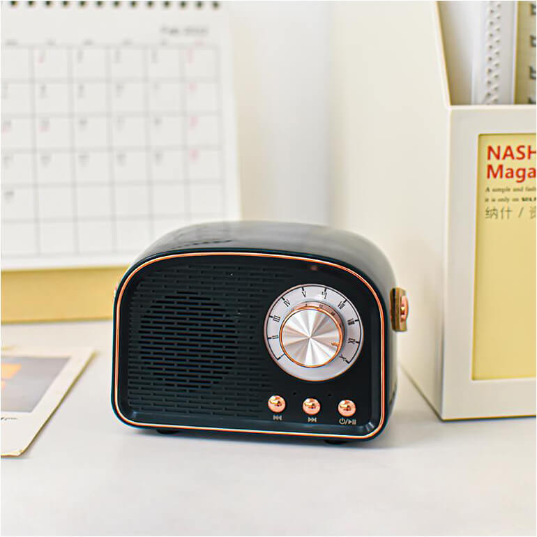 Vintage Bluetooth højttaler med FM-radio – RetroVibe