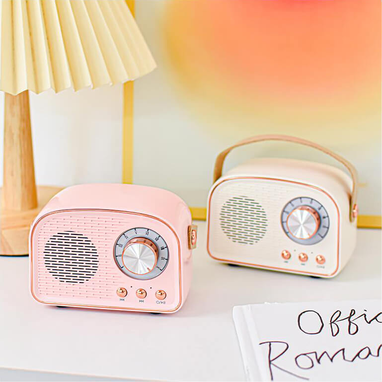 Vintage Bluetooth højttaler med FM-radio – RetroVibe