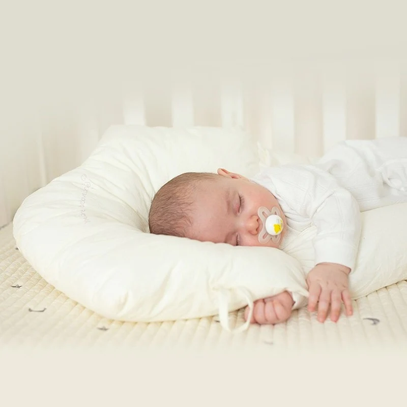 Hypoallergen sovepude til baby - DreamNest