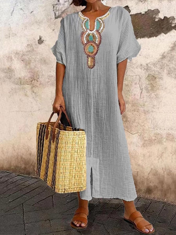 Kaftan maxi-kjole med broderier – Yasmin