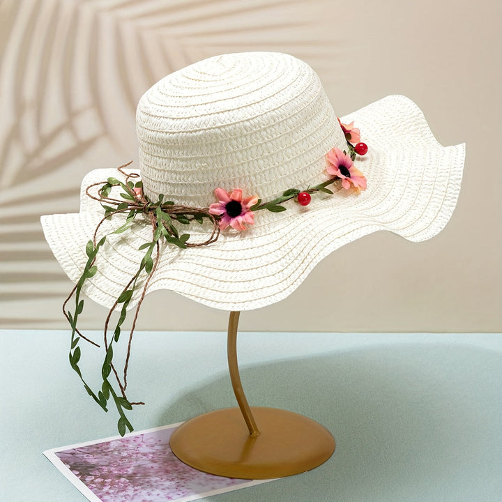 Dame sommer-stråhat med blomster- og frugtdetaljer – Solène