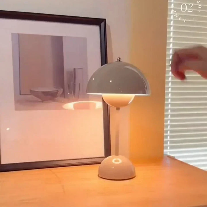 Trendy svampeformet designlampe - MushLuxe