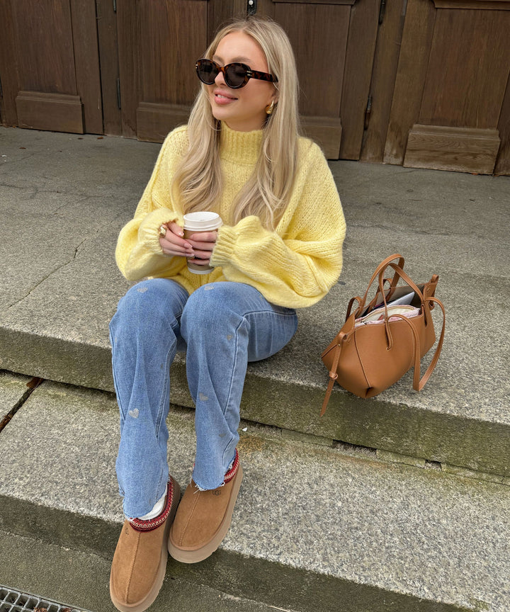 Damer stretchjeans med vide ben og hjerteprint - Amelie