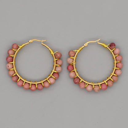 Goldene Creolen mit rosa Perlen, handgefertigter Schmuck, modische Ohrringe, Geschenkidee.