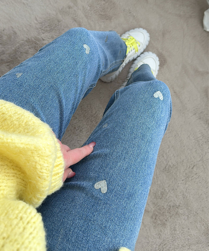 Damer stretchjeans med vide ben og hjerteprint - Amelie