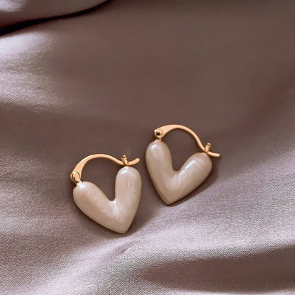 Herzförmige Ohrringe, weiß, luxuriös, koreanisches Design, modisch, für Frauen.