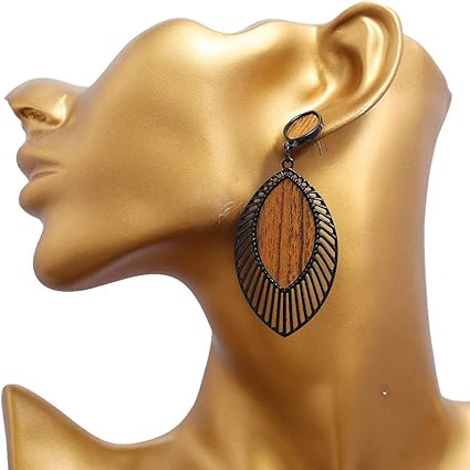 Holzohrring mit schwarzem Metallrahmen, oval, elegant, Modeschmuck, Damenaccessoire.