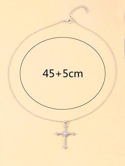 Silberne Halskette mit Kreuzanhänger, 45+5 cm, Damen Schmuck, elegantes Design.