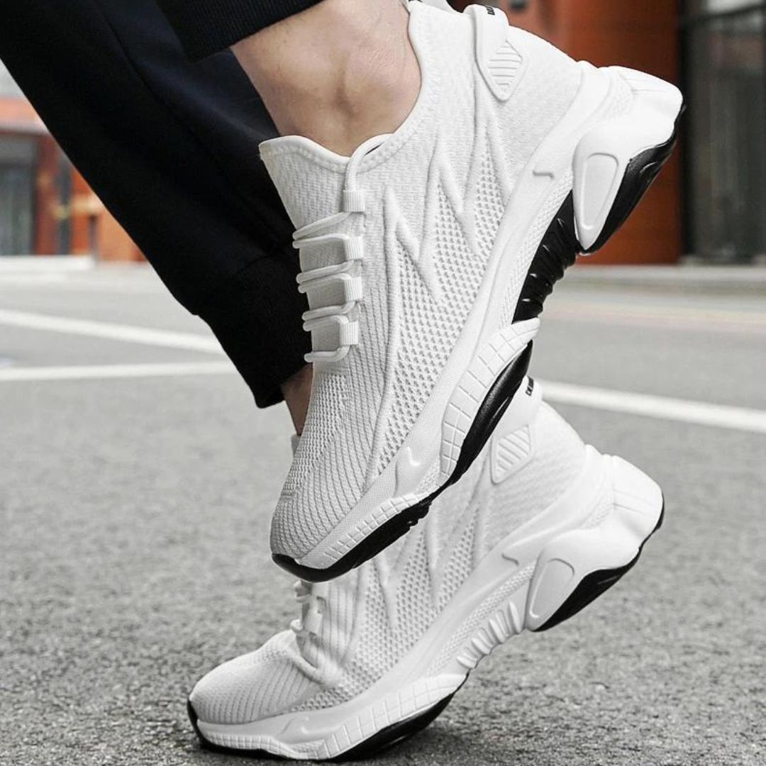 Diskret forhøjende herresneakers med stil – MaxLift Boost