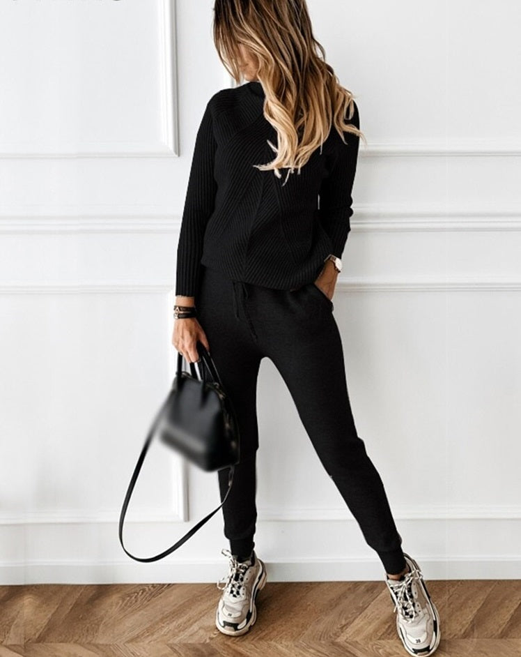Trendy og varm joggingdragt - Elara