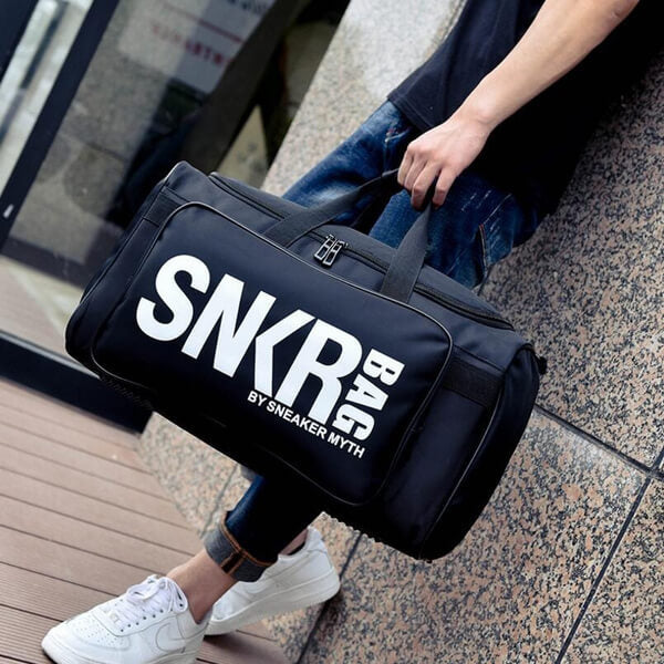 Vandtæt rejsetaske med flere rum til sneakers og udstyr