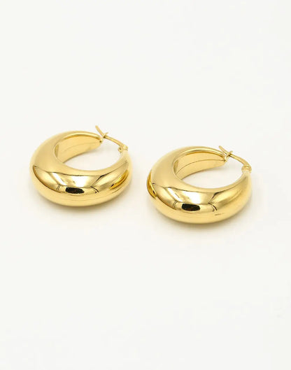 Goldene Vintage Creolen Ohrringe, glänzend, modisch, Schmuck für Damen.