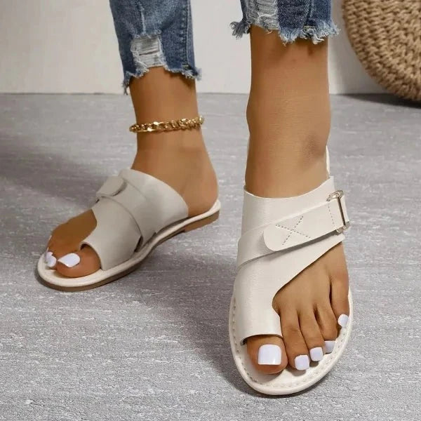 Ortopædiske damesandaler i læder med Hallux valgus-korrektion – Livia