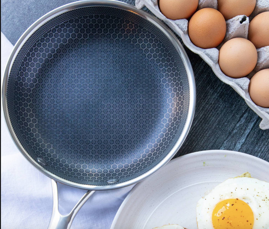 Rustfrit stålpande med non-stick pixel teknologi – Novyra