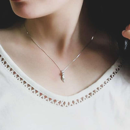 Silberne Katzenanhänger-Halskette, elegantes Design, Damen-Schmuck, modisch, Geschenkidee.