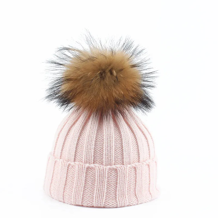 Strikket vinterhue med pompom - Felina
