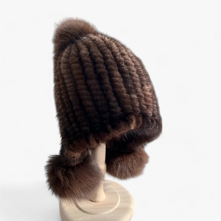Luksus pelslue fra van Wezel med rævepels-pompon - Valeria