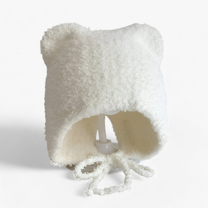 Babylue med øreklapper - Blød varme og sødt design - Finn
