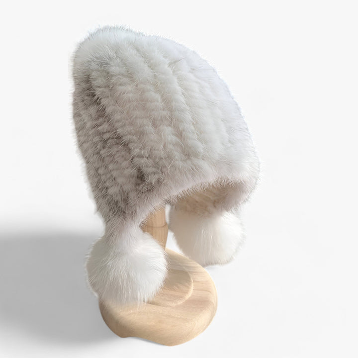 Luksus pelslue fra van Wezel med rævepels-pompon - Valeria