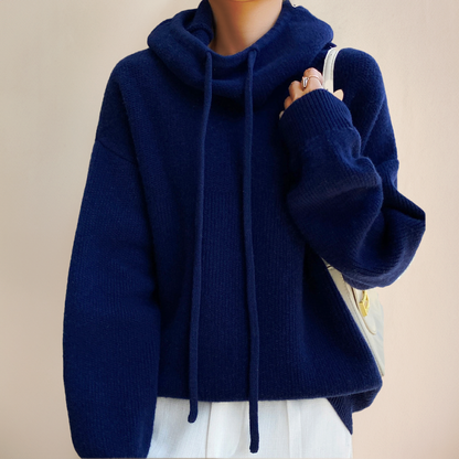 Rullekravesweater i merinould – Amira efterårsudgave