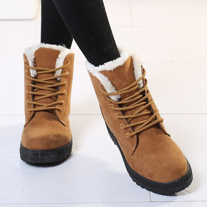 Varmeforede dames vinterstøvler med snørebånd - Eliza Fur Boot