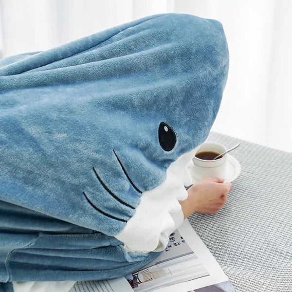 Ultrablød haj-onesie til børn og voksne - ChompChill
