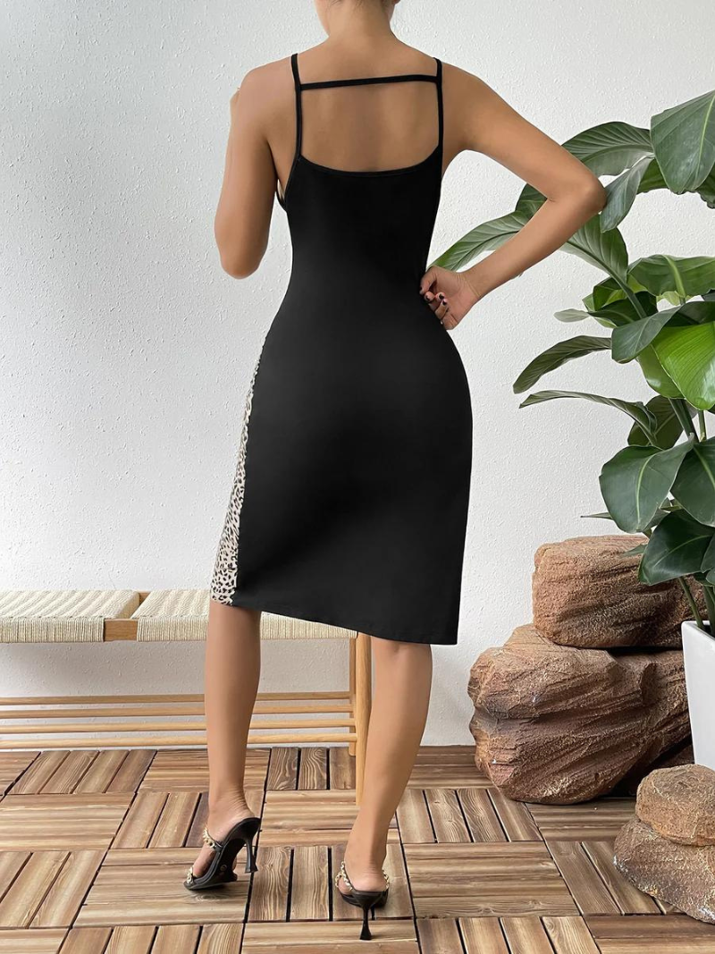Trendy sommer-tunikakjole med etno-print og spaghettistropper – Kiara