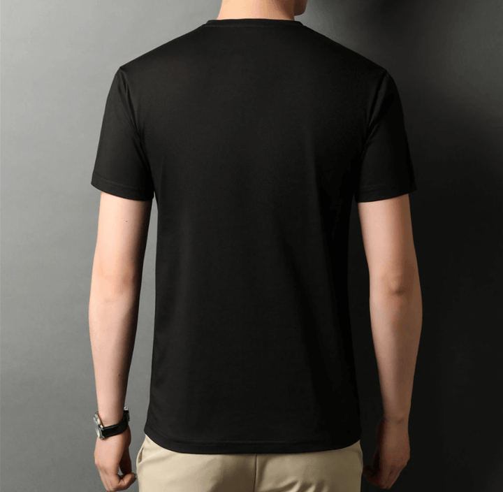 Slim fit V-hals T-shirt til mænd – behagelig og hverdagsegnet – Jonas
