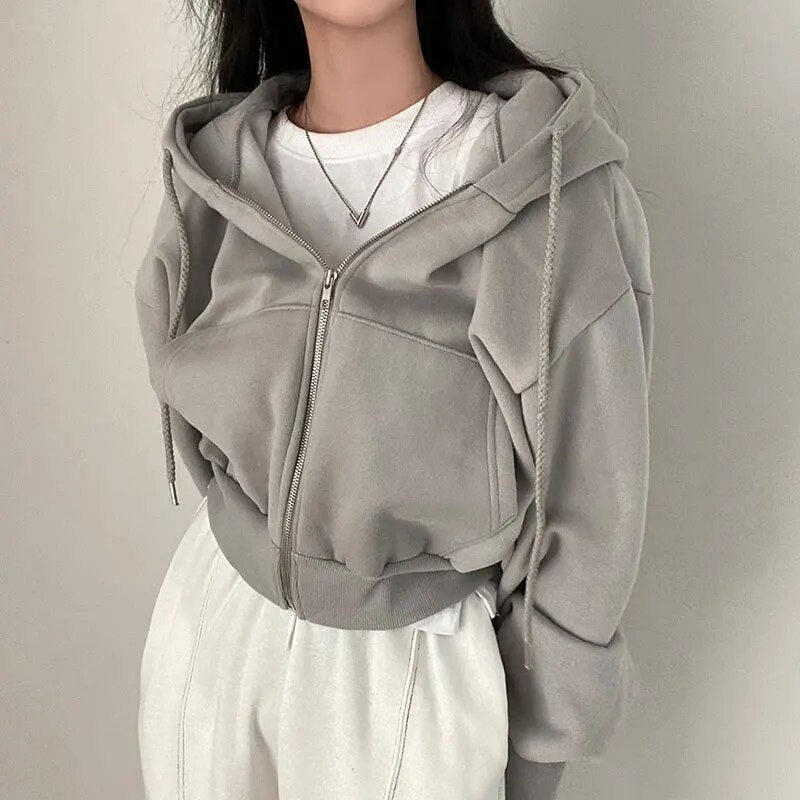 Dame vest kort skåret med hætte og oversized pasform – Rinette