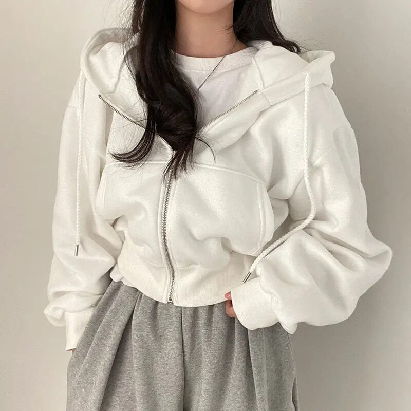 Dame vest kort skåret med hætte og oversized pasform – Rinette