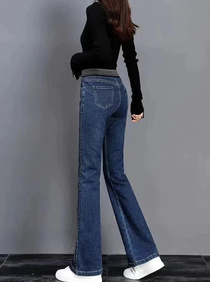 Trendy flared damejeans - Alessa