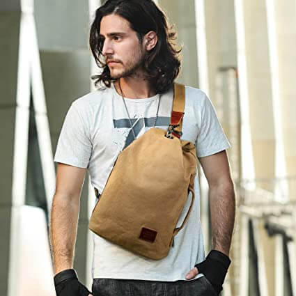 Vandafvisende canvas-skuldertaske med tyverisikret rum – MultiWear